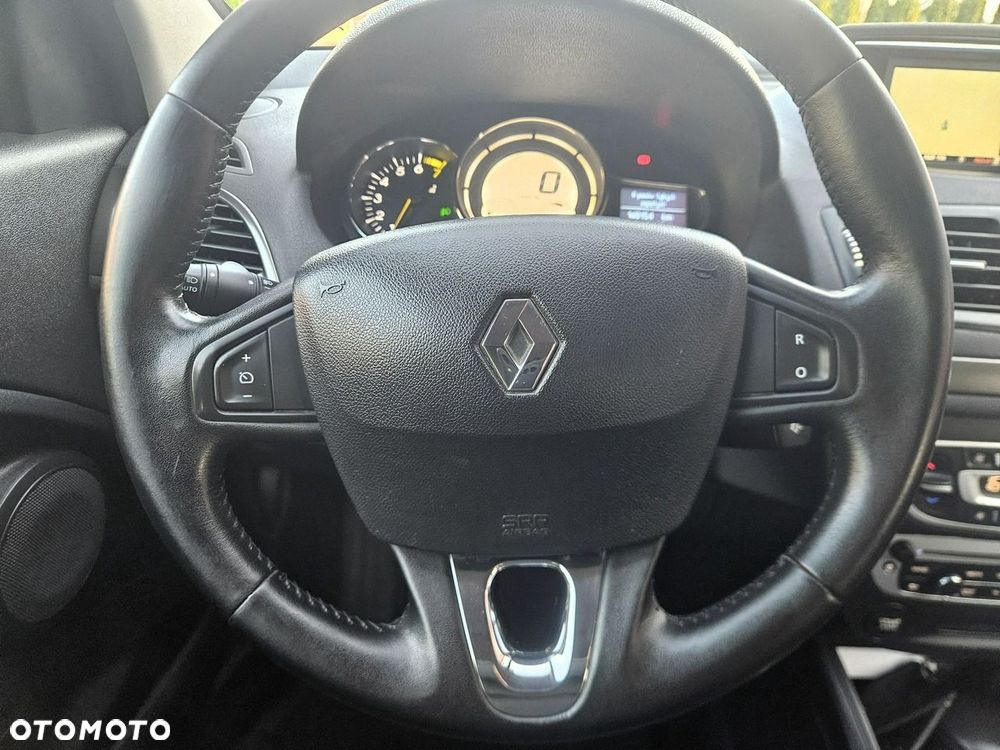 Renault Megane - 25