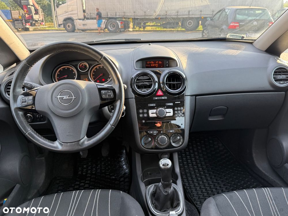 Opel Corsa 1.2 16V Edition 150 S&S - 12