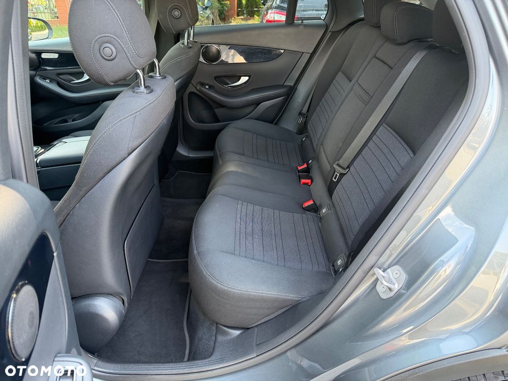Mercedes-Benz GLC 200 d 4Matic 9G-TRONIC Exclusive - 11