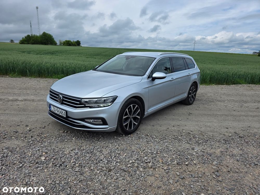 Volkswagen Passat 2.0 TDI SCR DSG 4Motion Business - 2