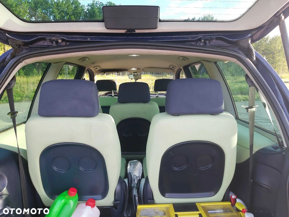 Volkswagen Sharan - 13
