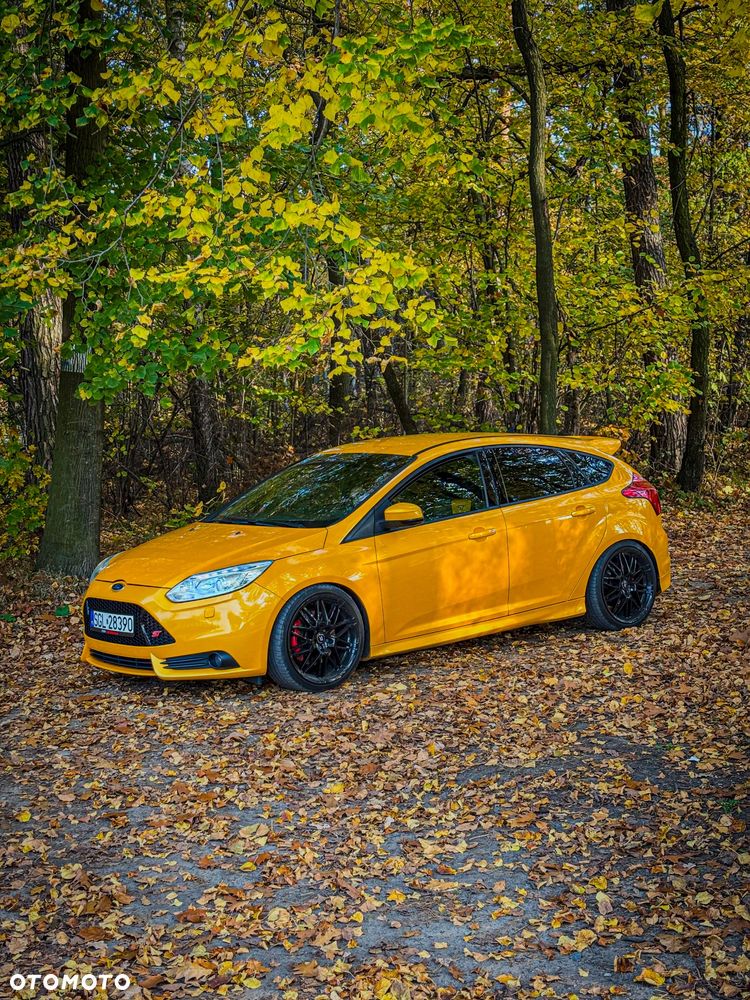 Ford Focus 2.0 EcoBoost ST - 2