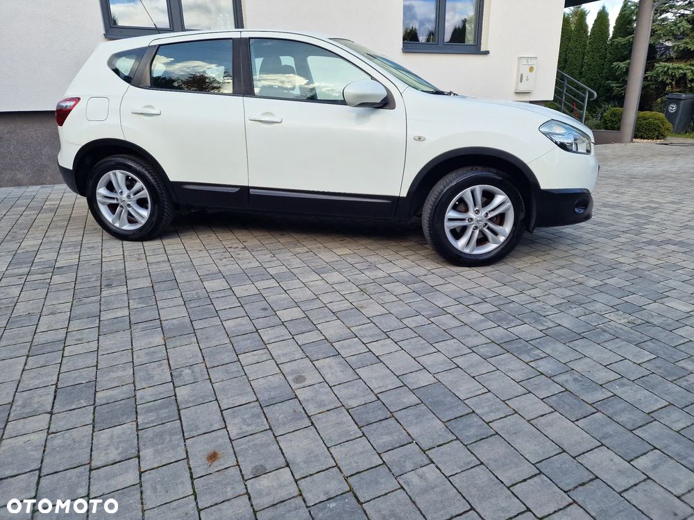 Nissan Qashqai 1.6 visia - 6