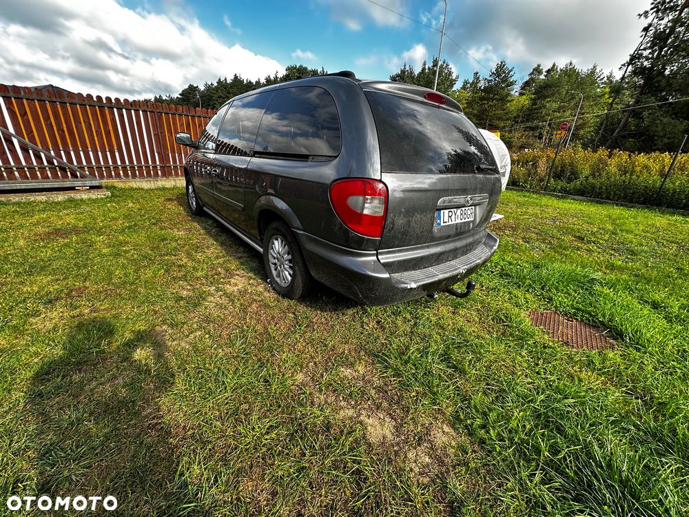 Chrysler Voyager 2.8 LX CRD - 4