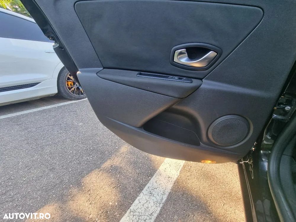 Renault Megane - 12