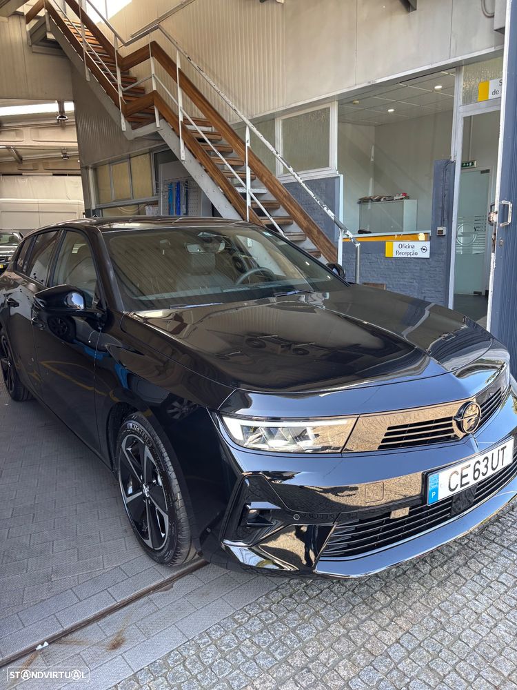 Opel Astra Sports Tourer - 12