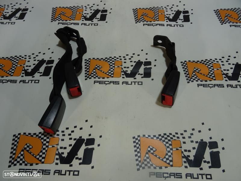 Encaixe De Cinto Traseiro Bmw 1 (E87)  Encaixe De Cinto Bmw Serie 1 E8 - 1