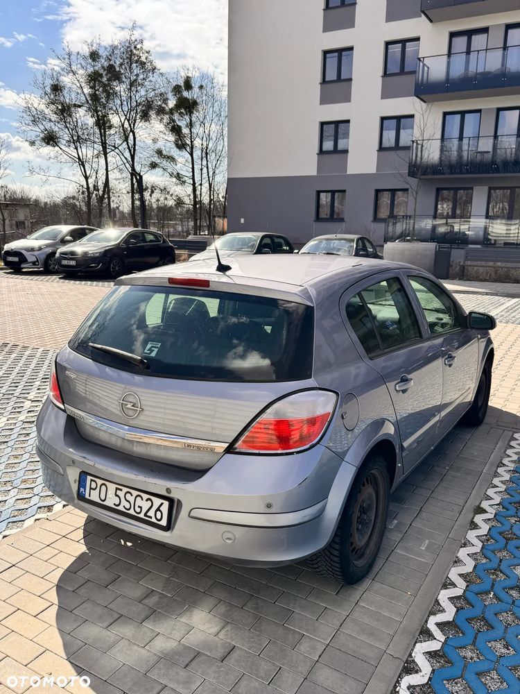 Opel Astra 1.6 Easytronic Cosmo - 8