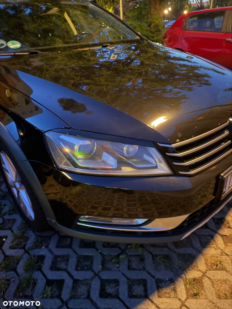 Volkswagen Passat Alltrack 2.0 TDI 4Mot DSG - 2
