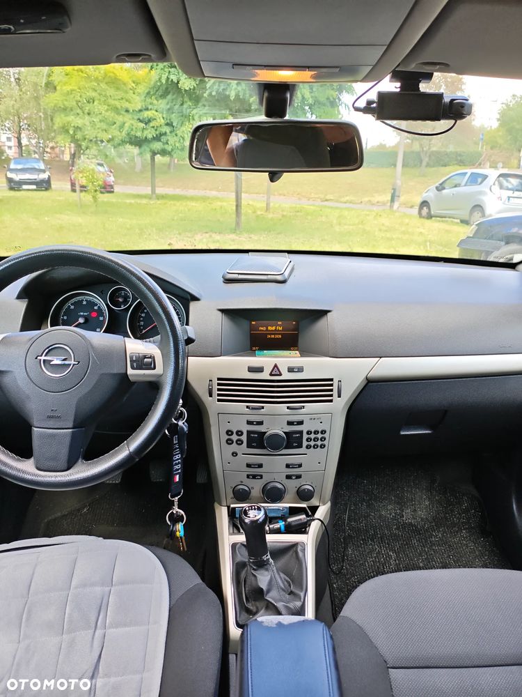 Opel Astra 1.3 CDTI - 5