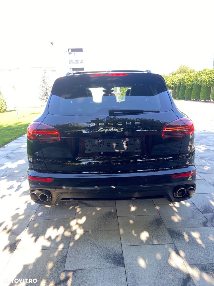 Porsche Cayenne - 6