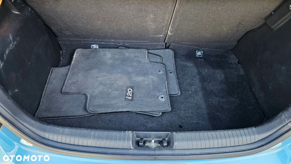 Hyundai i20 1.25 Wersja Jubileuszowa - 14