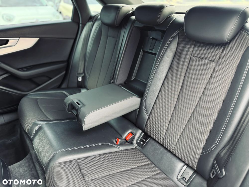 Audi A4 Limousine 40 TDI S tronic S line - 16