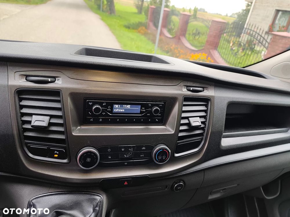 Ford Transit Custom - 16