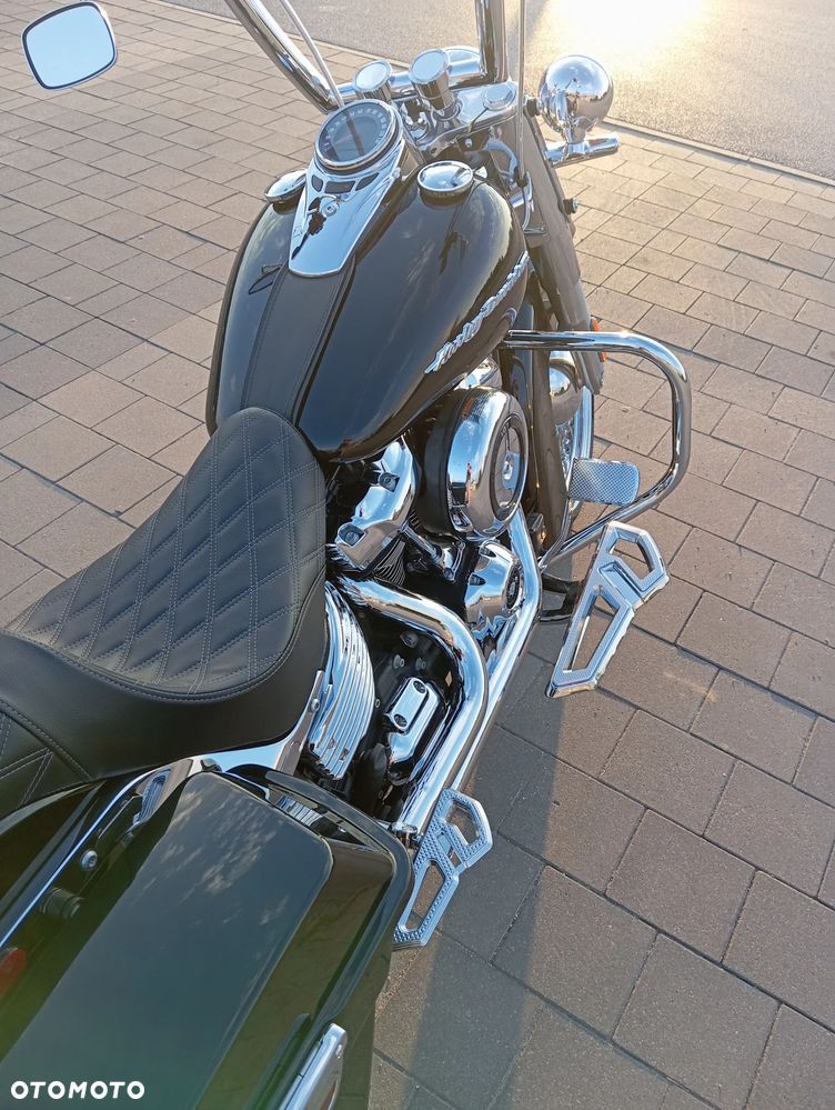 Harley-Davidson Softail Deluxe - 9