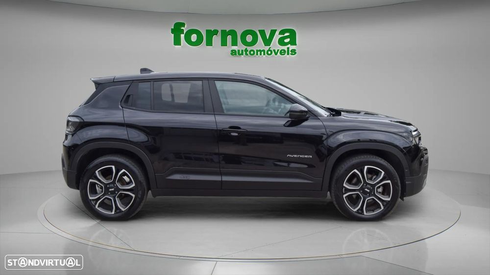 Jeep Avenger 54 kWh Summit - 8