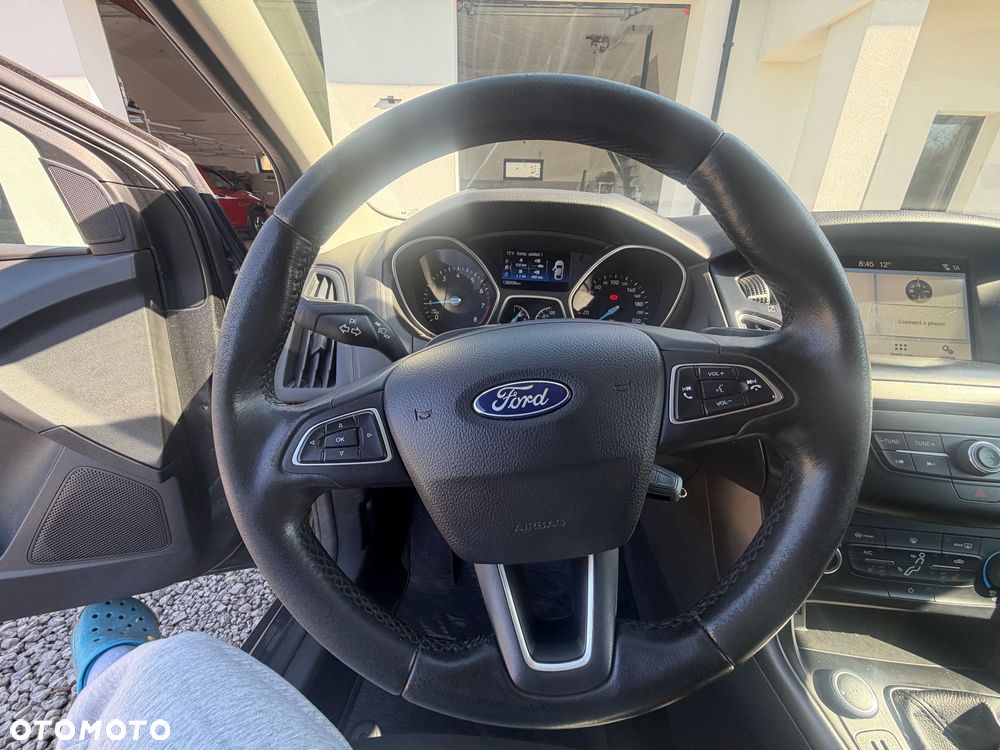 Ford Focus 1.6 Trend - 9