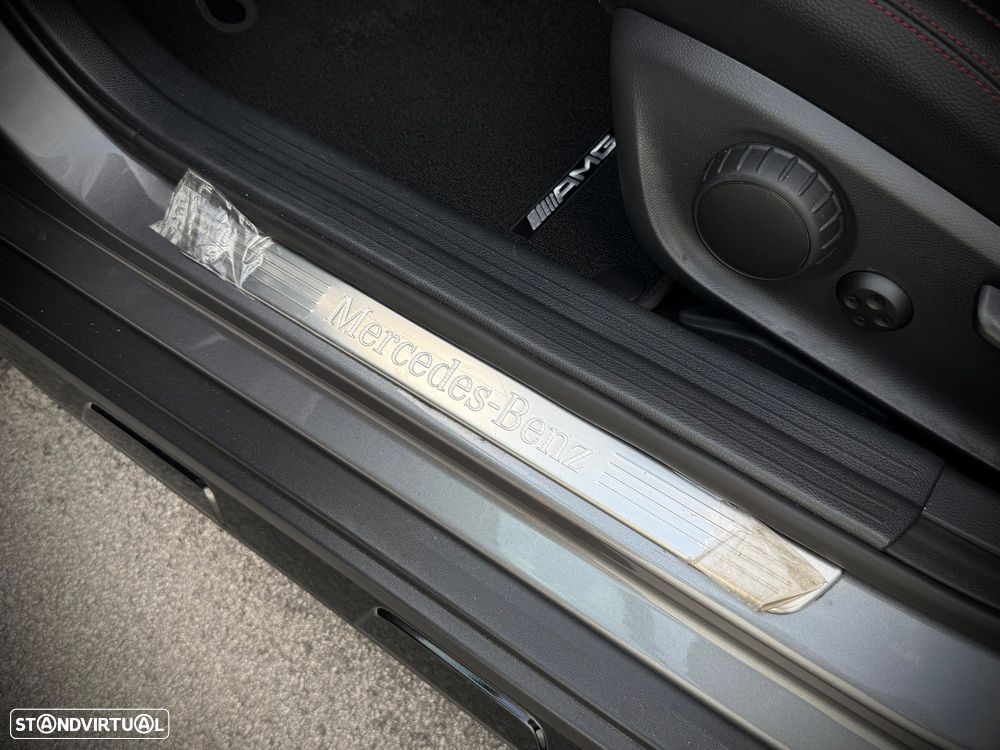 Mercedes-Benz GLA 180 d AMG Line - 41