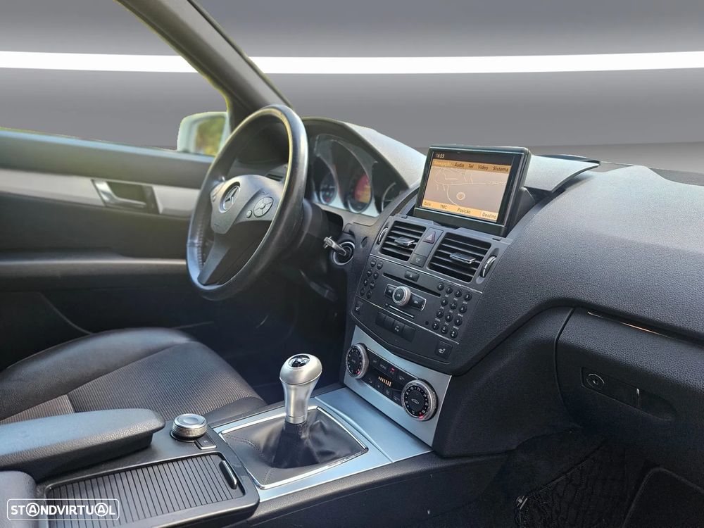 Mercedes-Benz C 220 CDi Avantgarde BE - 31