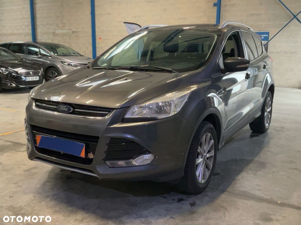 Ford Kuga 2.0 TDCi 2x4 Titanium - 8