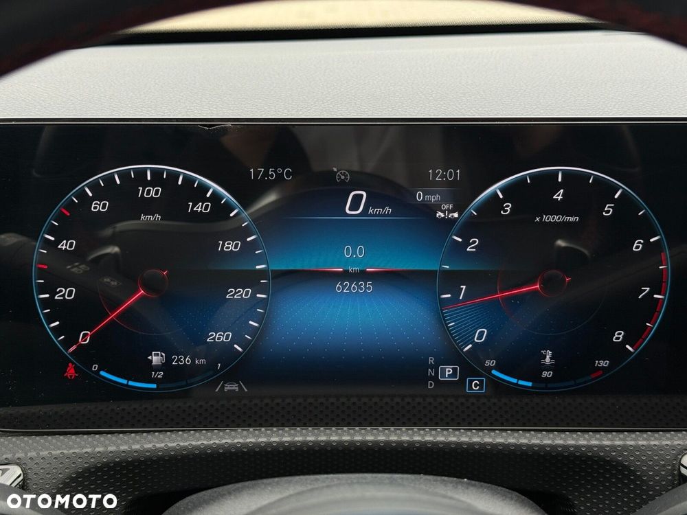 Mercedes-Benz CLA 180 AMG Line 7G-DCT - 28