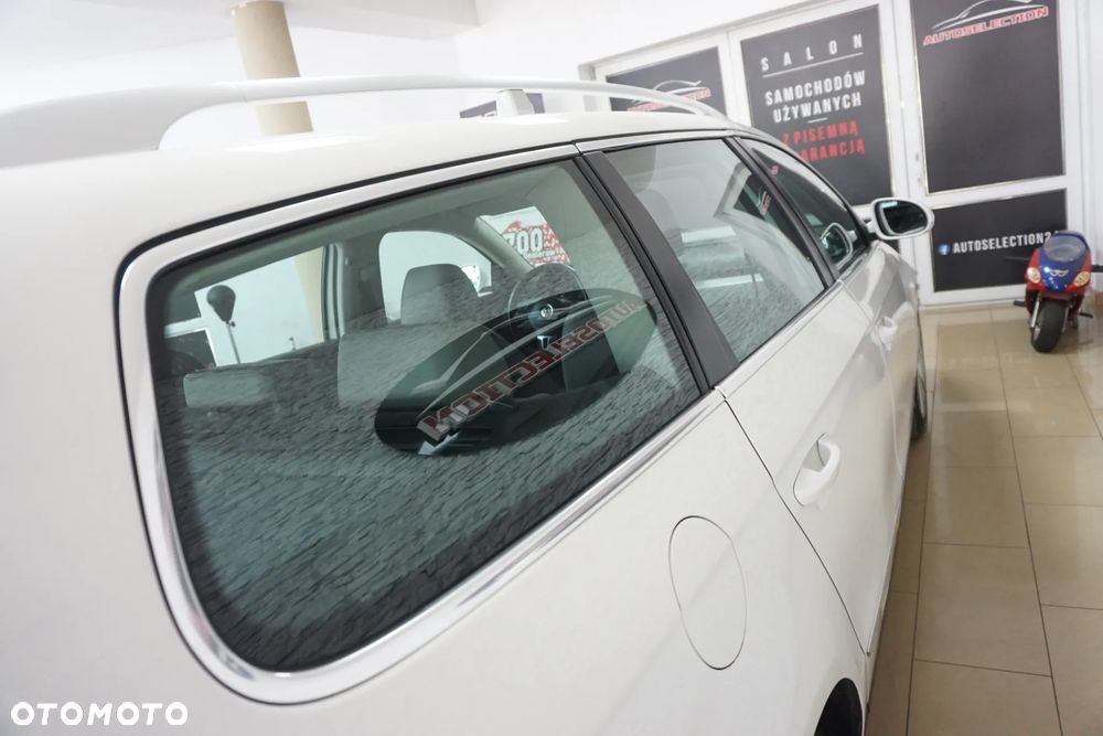 Volkswagen Passat Variant 2.0 TDI DSG Highline - 20