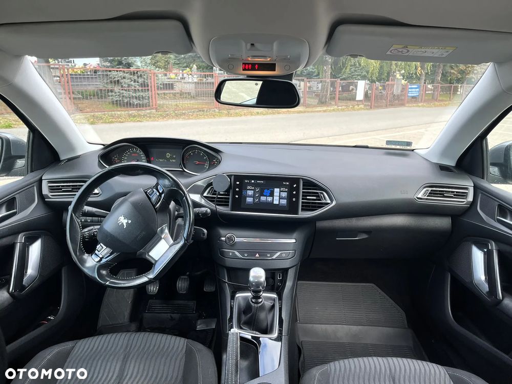 Peugeot 308 1.2 PureTech Active S&S - 8