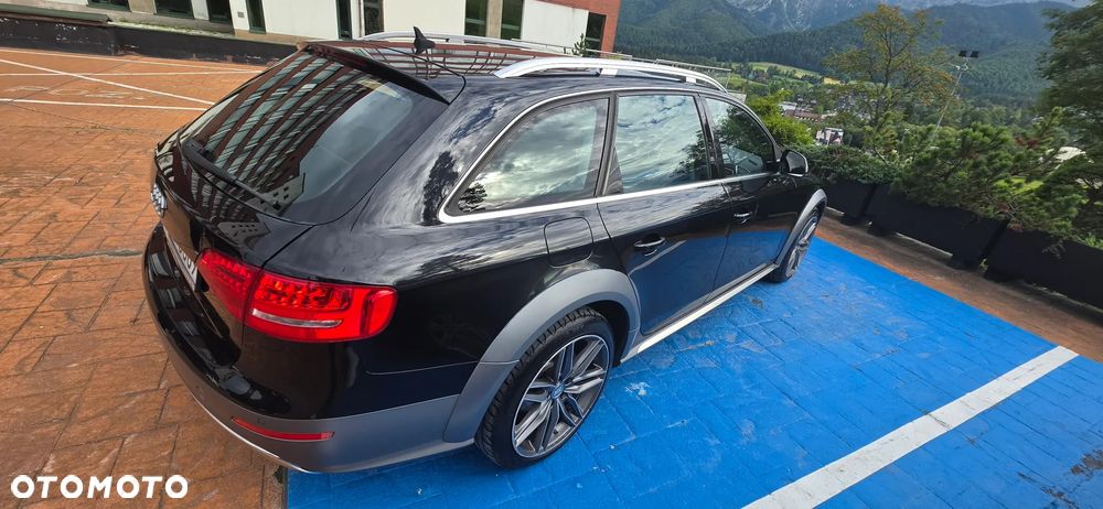 Audi A4 Allroad 2.0 TDI Quattro - 14