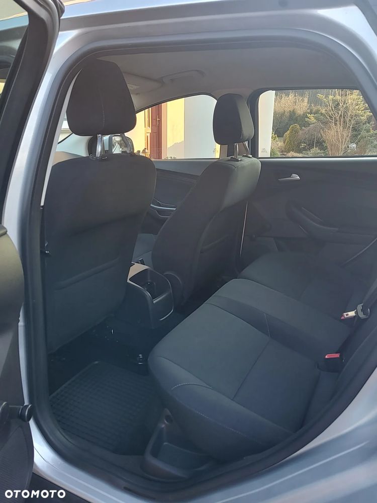 Ford Focus - 11