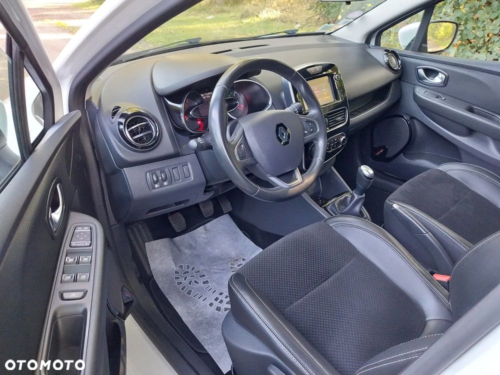 Renault Clio - 9