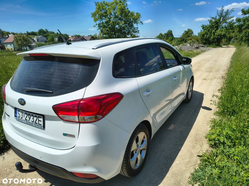 Kia Carens 1.6 GDI L EU6 - 7