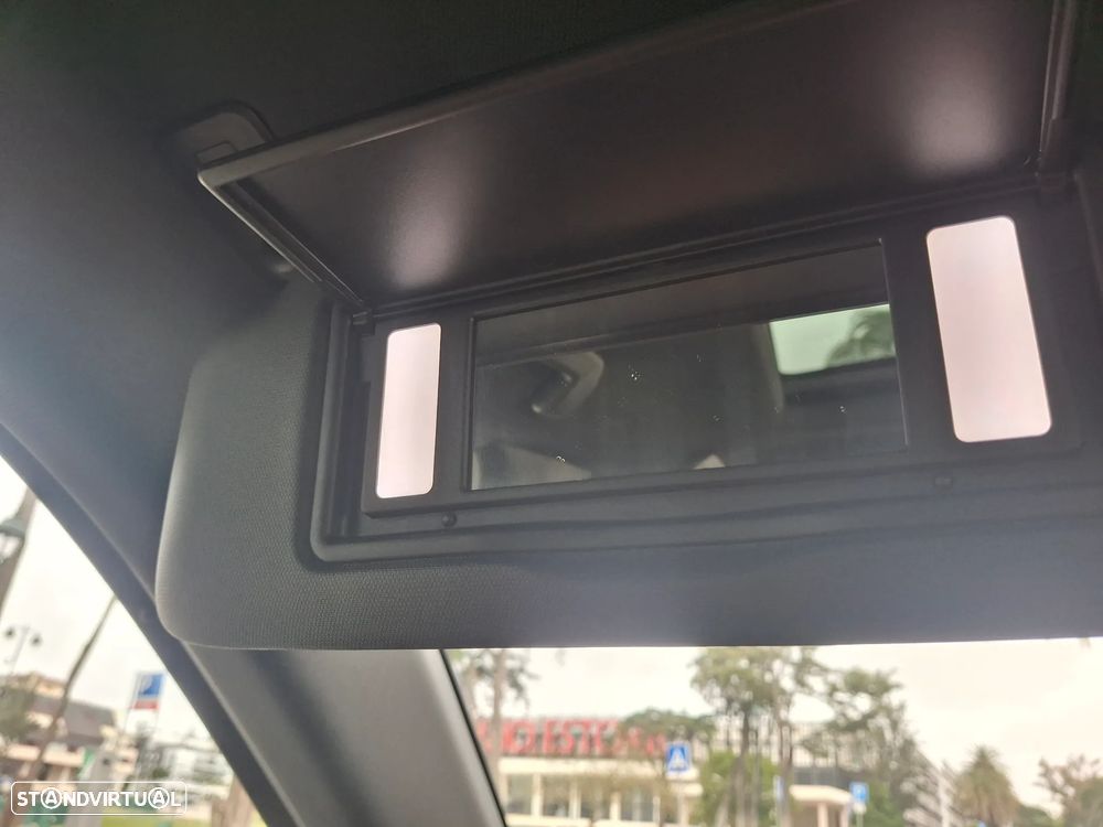 Peugeot 2008 1.2 PureTech GT Line EAT8 - 16