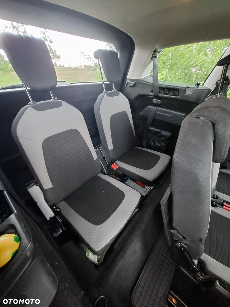 Citroën C4 Picasso - 21
