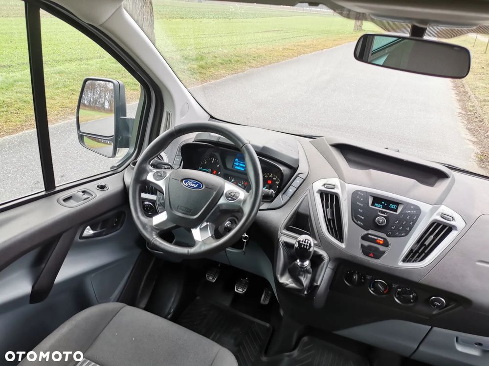 Ford Transit Custom - 8