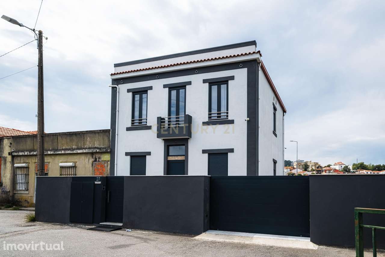 Prédio de Alojamento Local – Porto - Grande imagem: 2/60