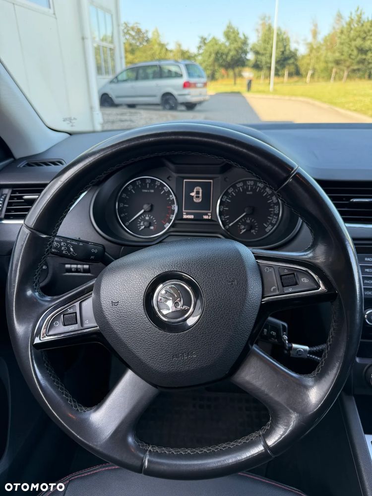 Skoda Octavia 1.6 TDI DPF Ambition - 24
