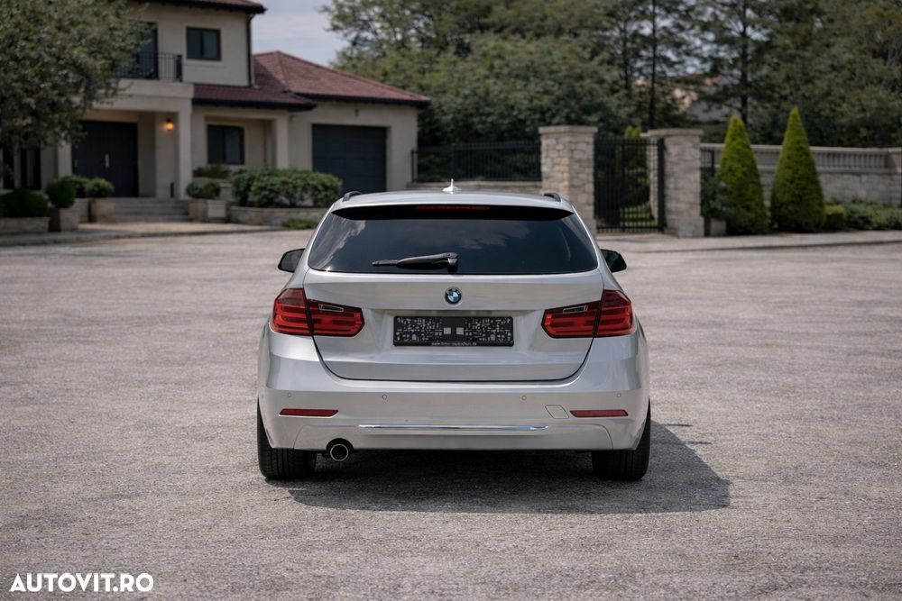 BMW Seria 3 320d Aut. Luxury Line - 7