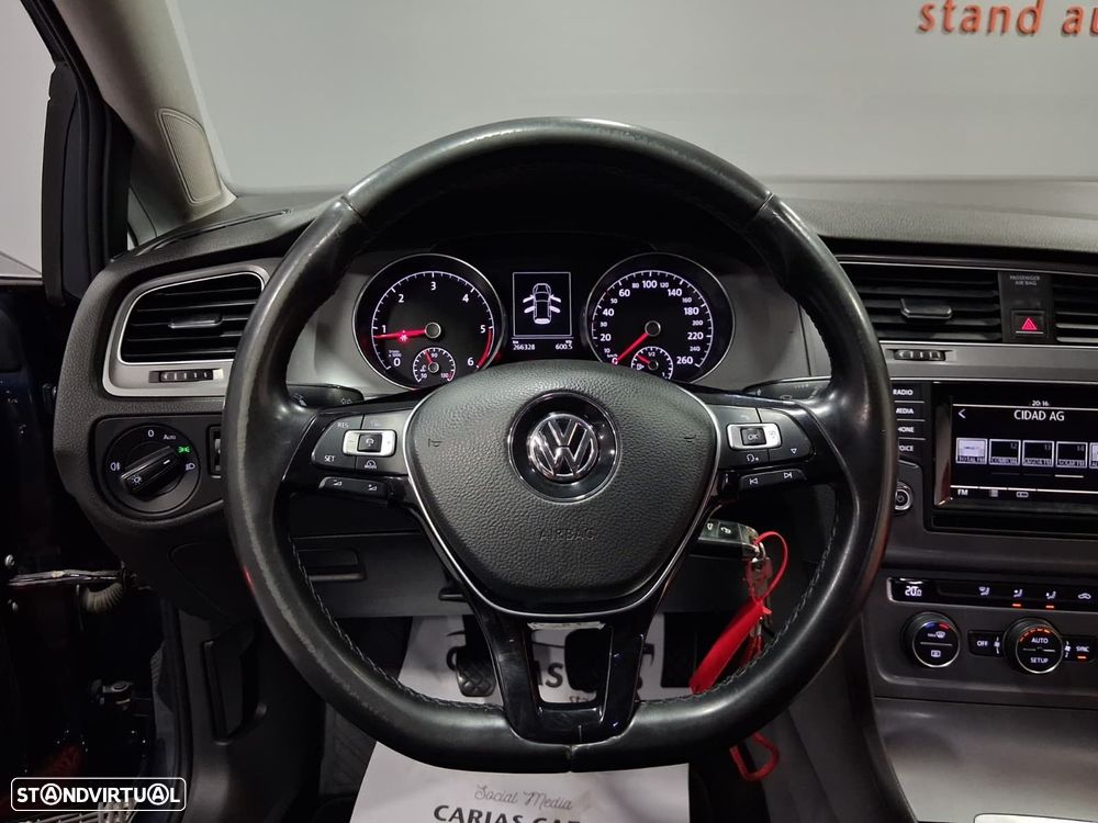 VW Golf - 15