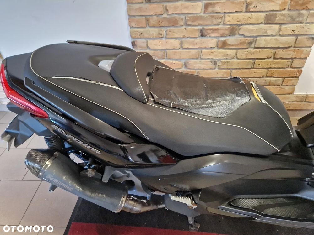 Yamaha X-max - 26