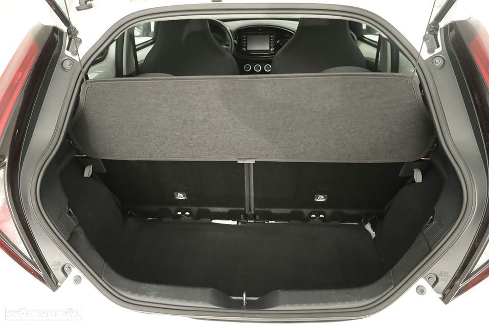 Toyota Aygo X - 22