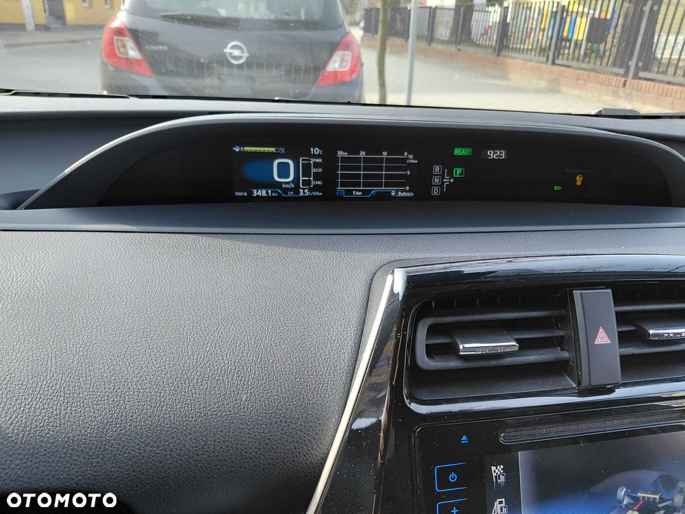 Toyota Prius - 8