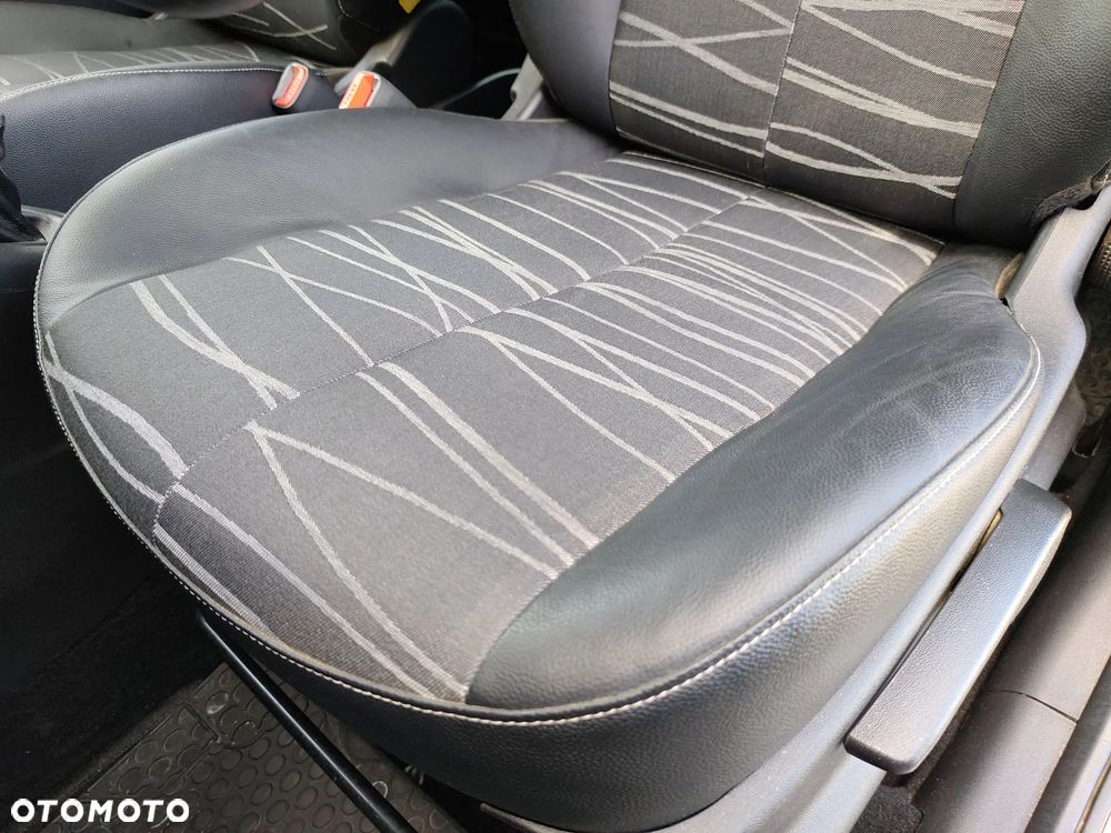 Kia Venga 1.6 CVVT Mind - 13