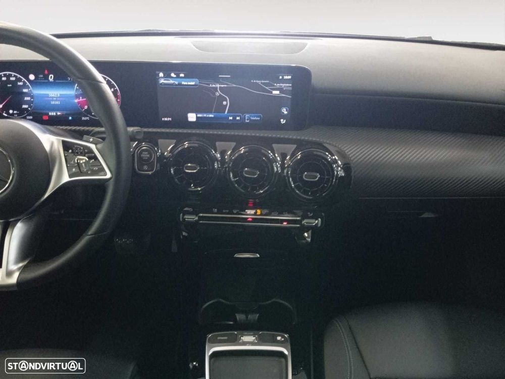 Mercedes-Benz A 200 - 12