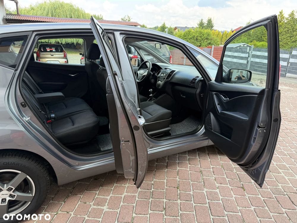 Hyundai ix20 1.4 blue Passion - 32
