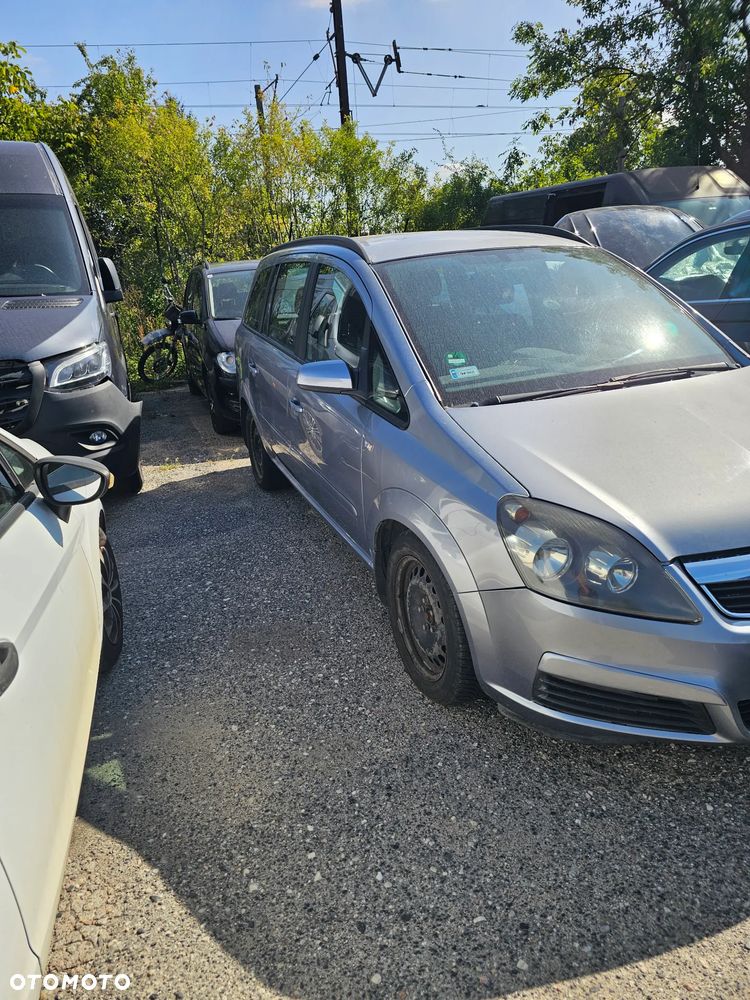 Opel Zafira 2005 photo 3