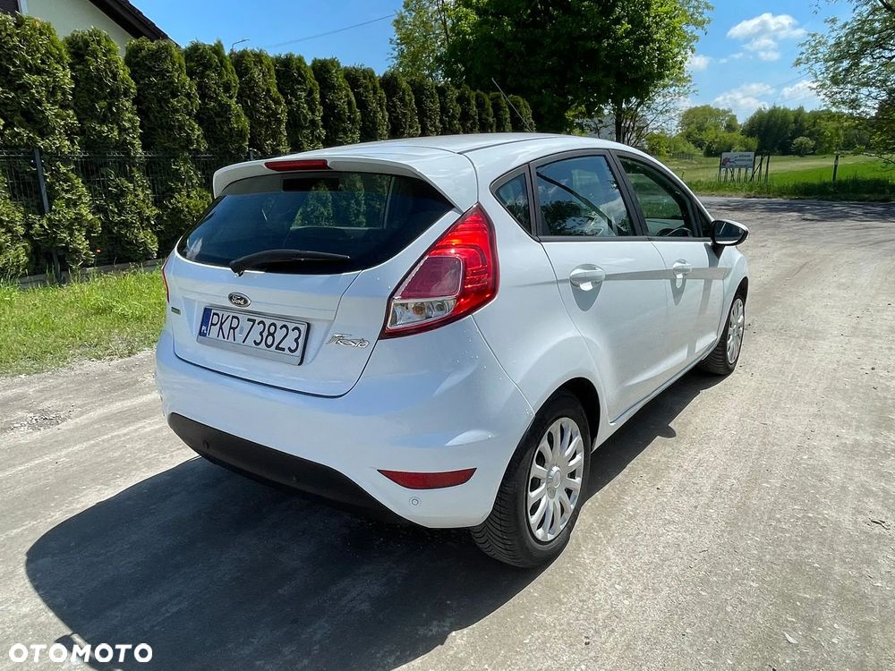 Ford Fiesta - 4