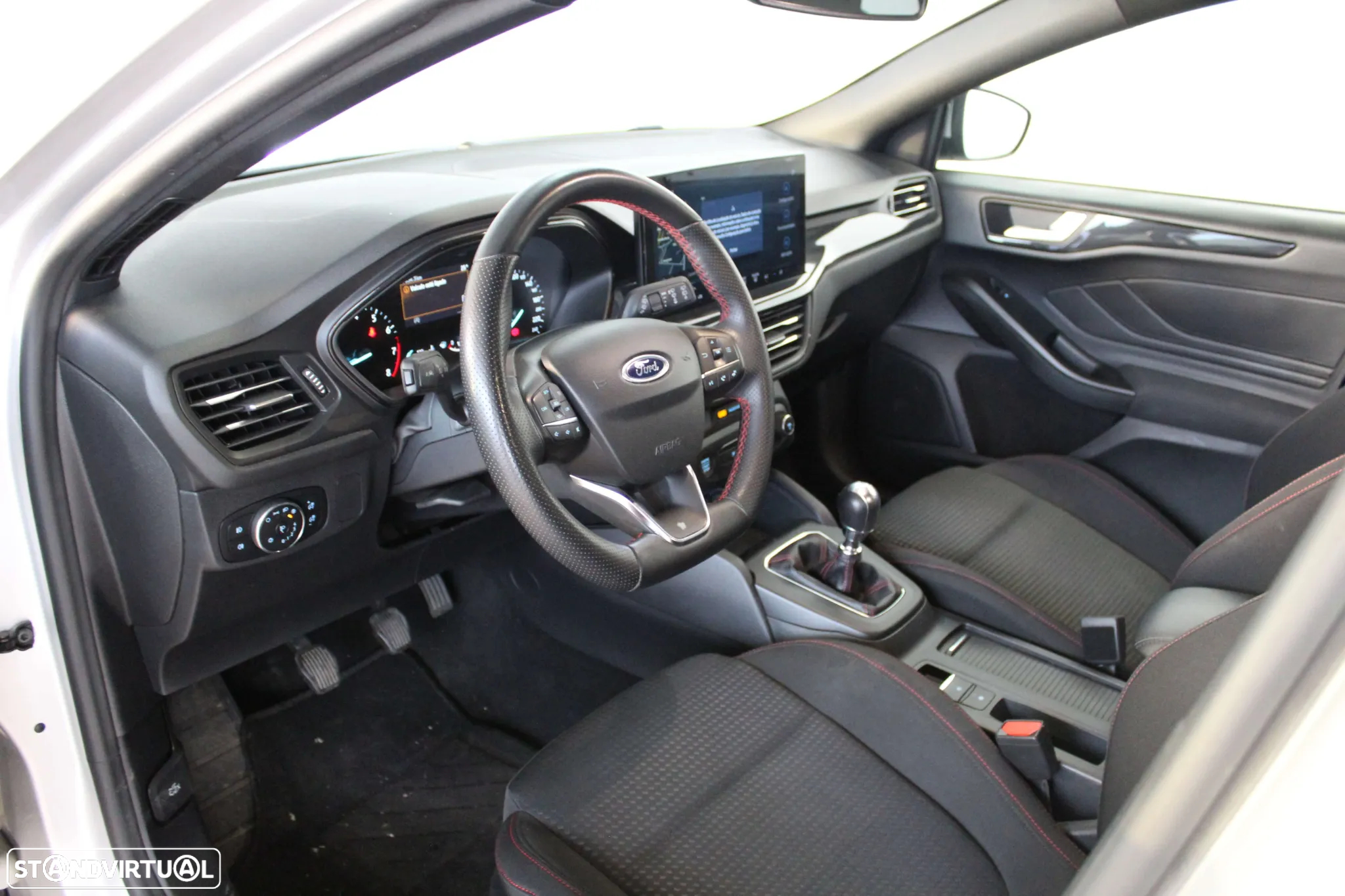 Ford Focus SW 1.0 EcoBoost MHEV ST-Line - 5
