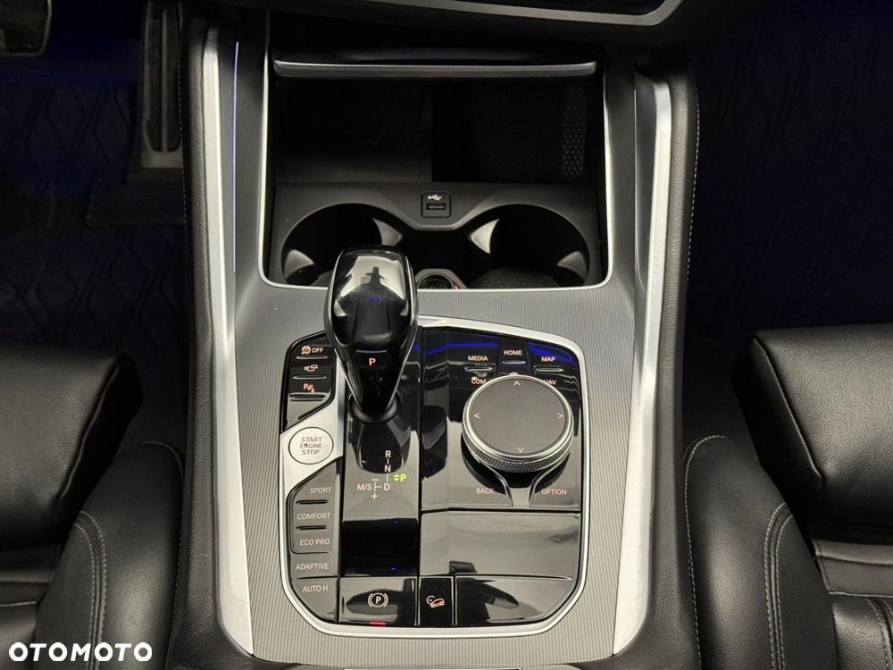BMW X6 xDrive30d mHEV - 33