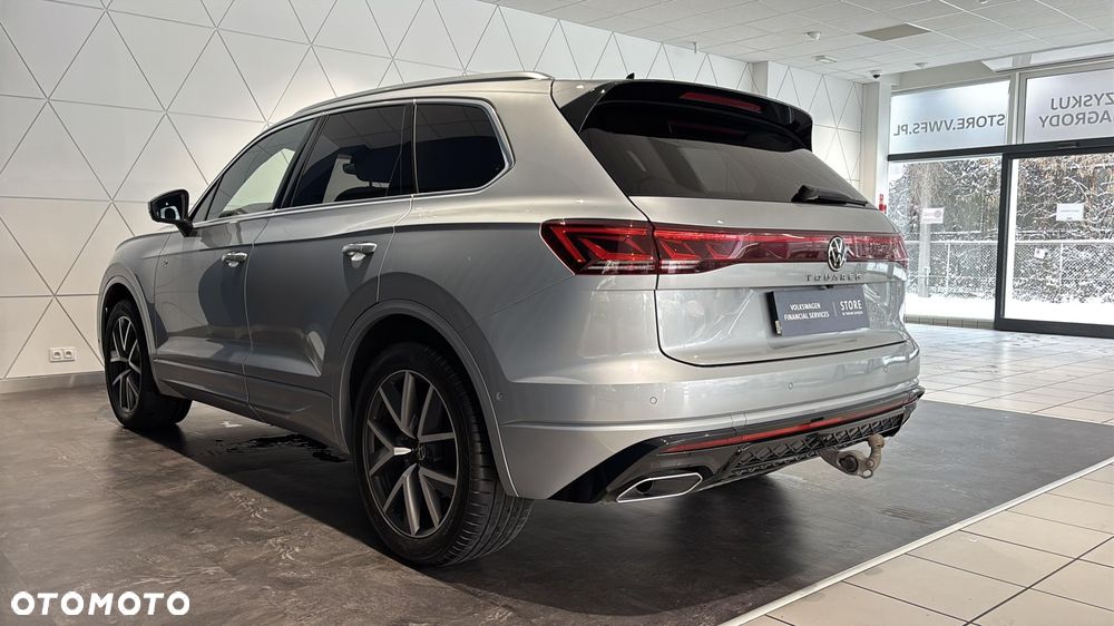 Volkswagen Touareg 3.0 V6 TDI 4Motion R-Line - 4