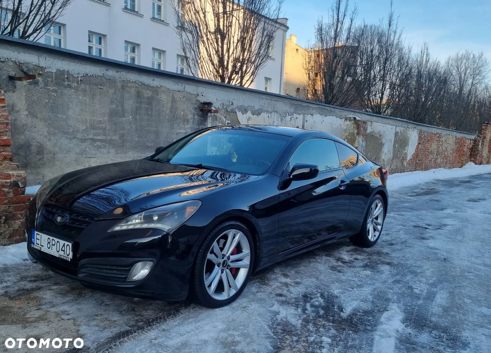 Hyundai Genesis Coupe 2.0 TCI Executive - 1